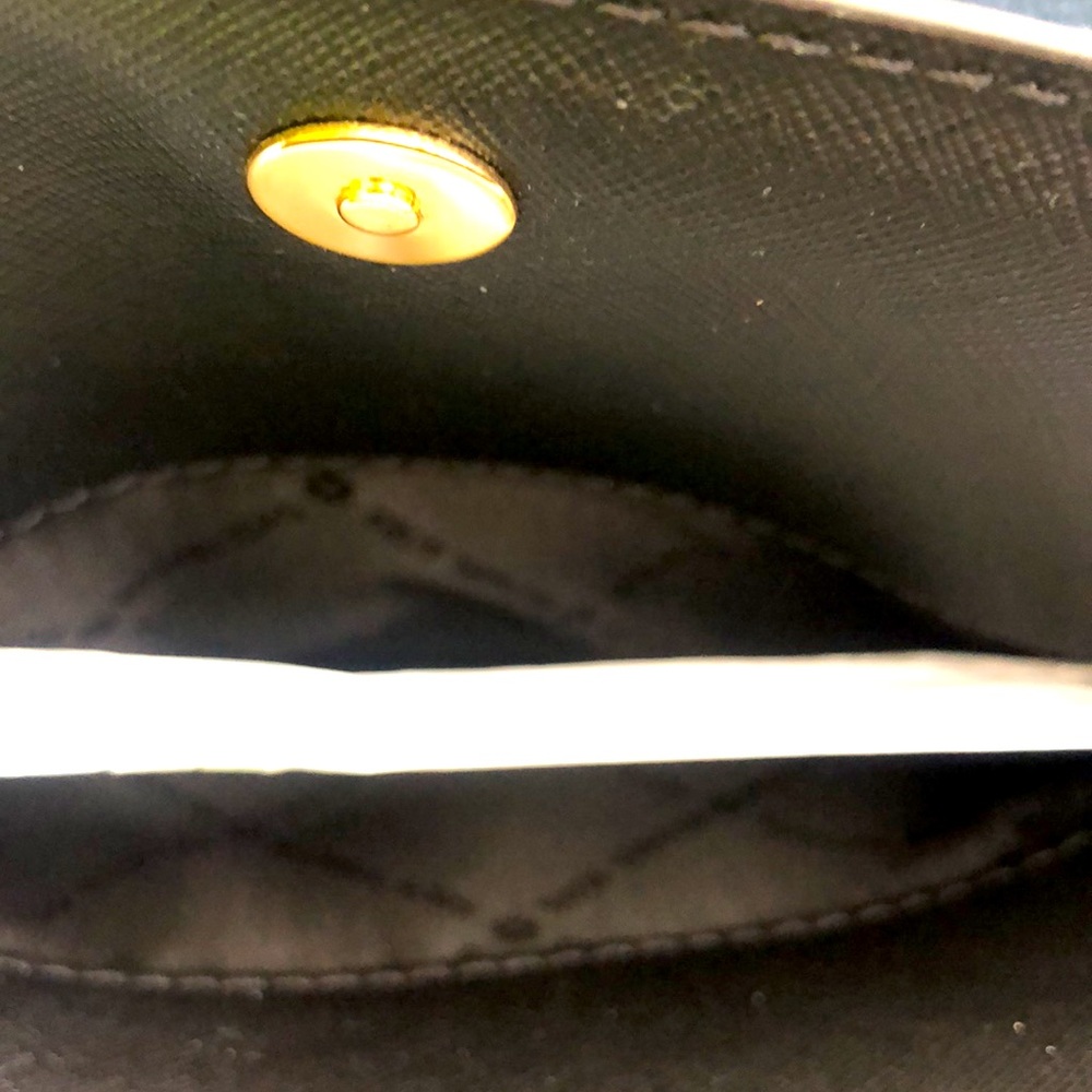Michael Kors leather dome satchel with strap & handles. Gold tone hardware. - Picture 6 of 16